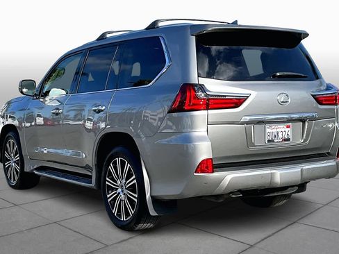 Used 2021 Lexus LX 570 4WD w/ 3rd Row & Luxury Pkg image 11