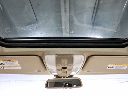 Used 2013 Mercedes-Benz GLK 250 BlueTEC 4MATIC image 13