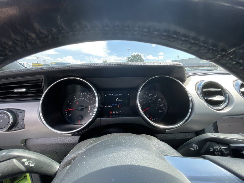Used 2020 Ford Mustang Premium RWD image 12