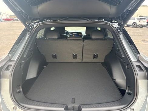 New 2026 Chevrolet Equinox EV LT AWD/4WD image 11