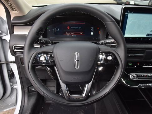 New 2026 Lincoln Corsair Premiere image 22