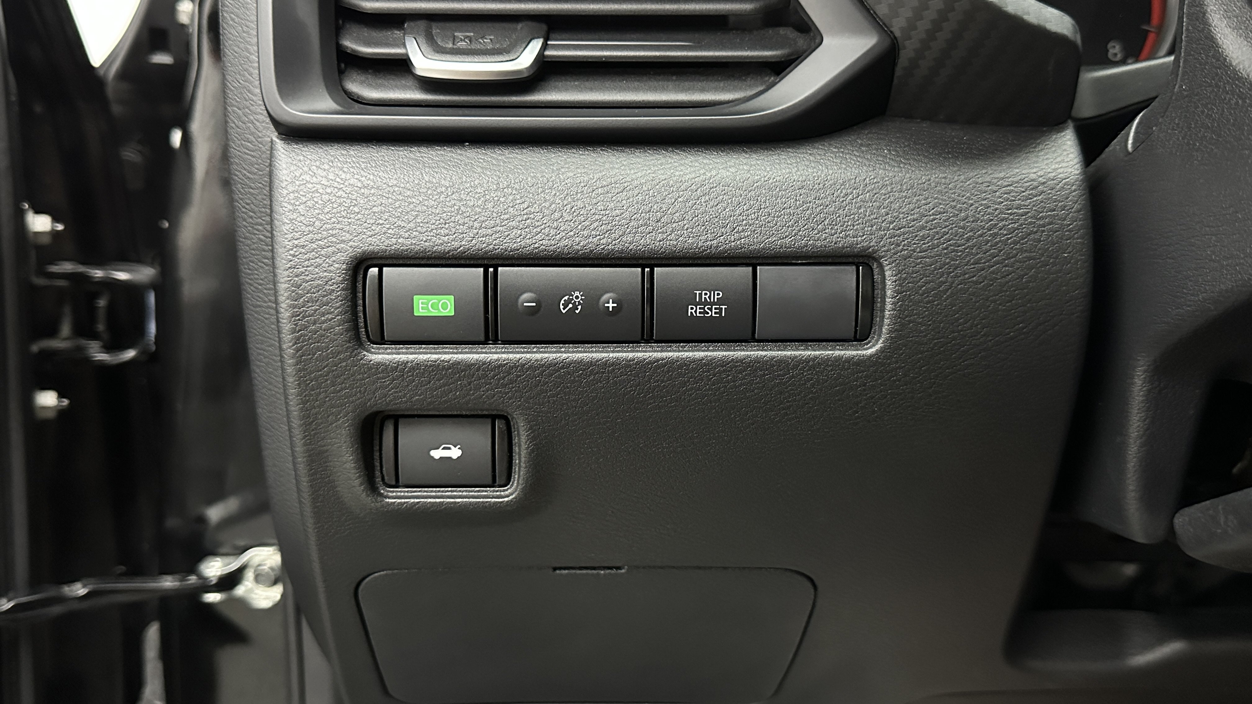 Used 2025 Nissan Sentra S w/ Trunk Package FWD image 15