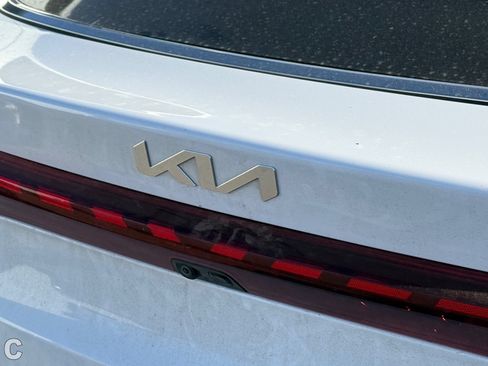 Used 2024 Kia K5 EX FWD image 11