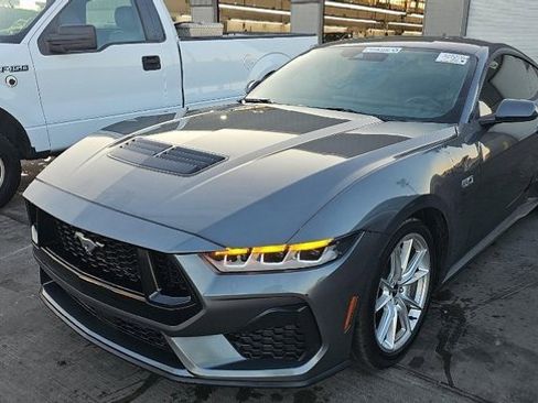 Used 2024 Ford Mustang GT Premium image 1