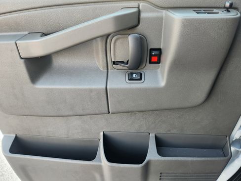 New 2025 Chevrolet Express 3500 w/ Power Convenience Package image 24