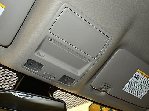 Used 2023 Ford Ranger Lariat w/ FX4 Off-Road Package image 28