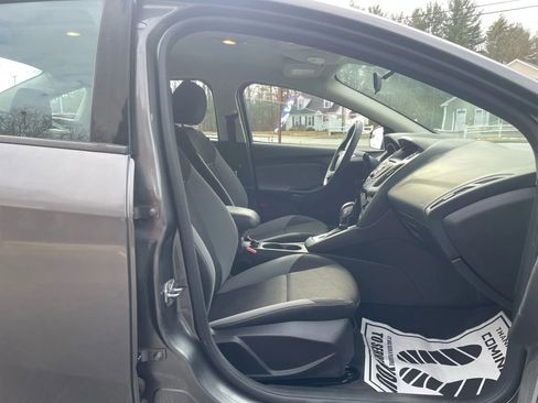 Used 2014 Ford Focus SE image 14