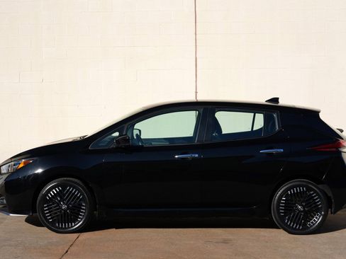 Used 2024 Nissan Leaf SV Plus FWD image 43
