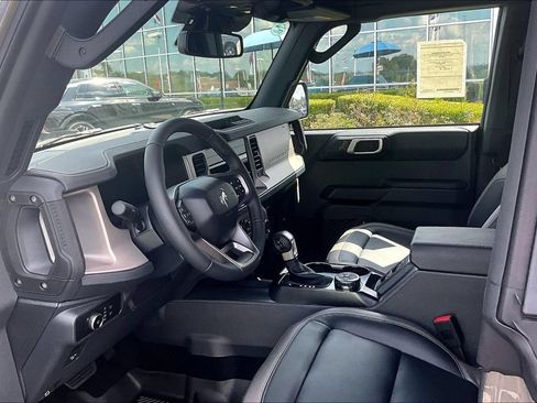 New 2026 Ford Bronco Outer Banks AWD/4WD image 9