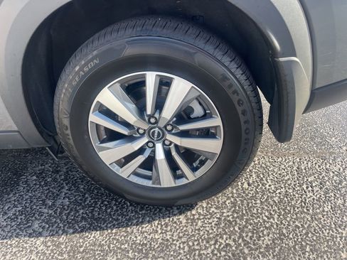Certified 2024 Nissan Pathfinder SL AWD/4WD image 14