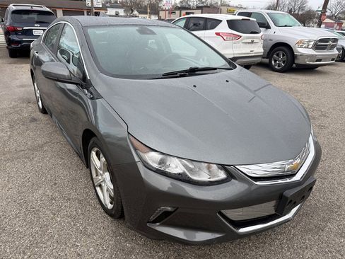 Used 2017 Chevrolet Volt LT w/ Comfort Package image 1