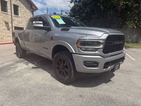 Used 2020 RAM 2500 Laramie w/ Night Edition AWD/4WD image 3