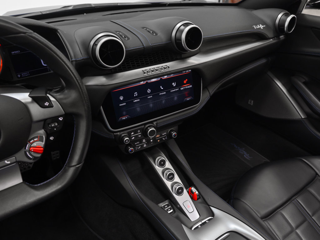 Certified 2019 Ferrari Portofino RWD image 60