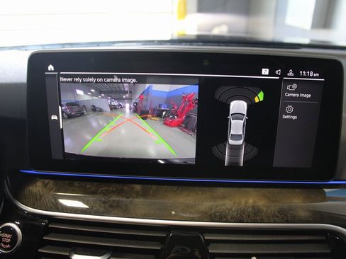 Used 2023 BMW 530i xDrive w/ Convenience Package image 28