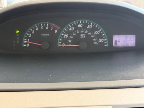 Used 2012 Toyota Yaris Sedan FWD image 10