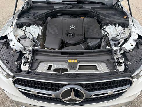Used 2026 Mercedes-Benz GLC 300 4MATIC image 29