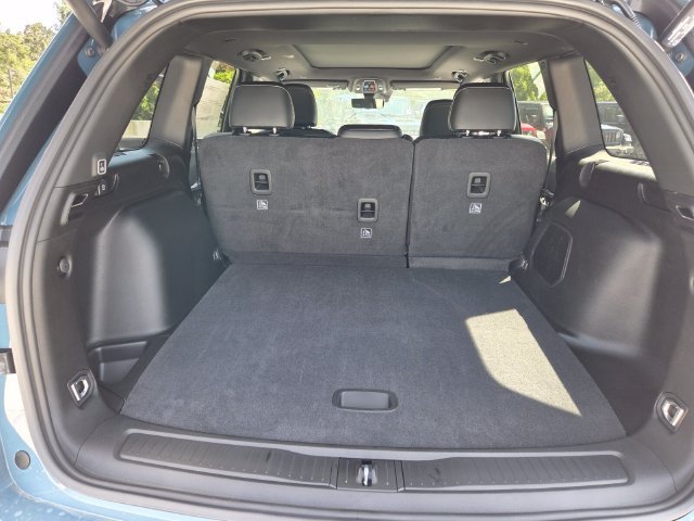 New 2027 Jeep Grand Cherokee Limited RWD image 28