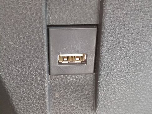 Used 2021 Toyota Corolla LE FWD image 20