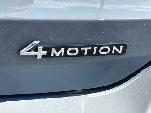 Certified 2023 Volkswagen Taos SE AWD/4WD image 41