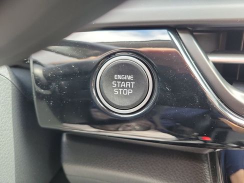 New 2026 Kia Seltos S image 32