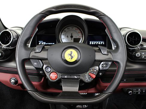 Certified 2023 Ferrari F8 Tributo RWD image 59