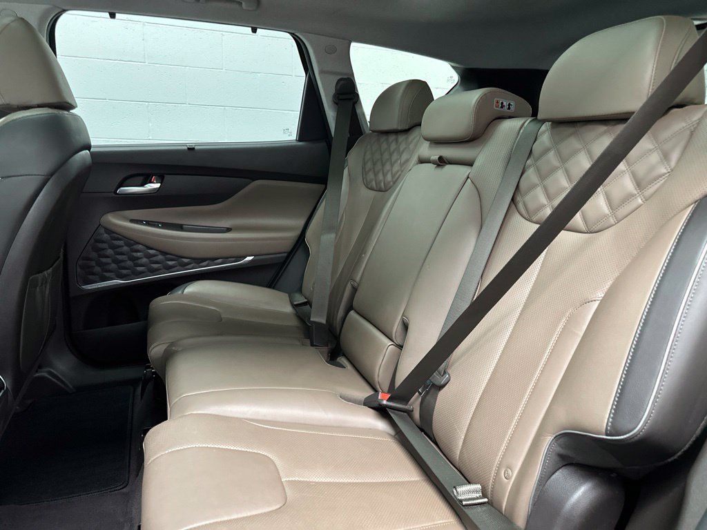 Used 2022 Hyundai Santa Fe Limited AWD/4WD image 21
