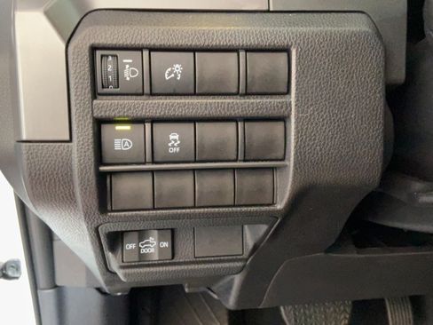 Used 2025 Toyota Tacoma SR5 RWD image 22