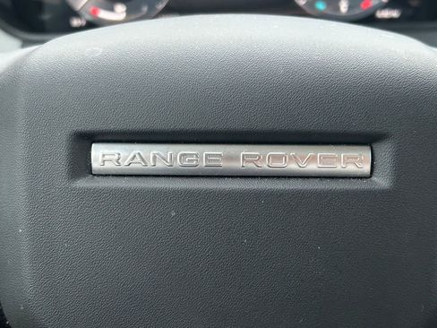 Used 2025 Land Rover Range Rover Velar Dynamic SE image 40