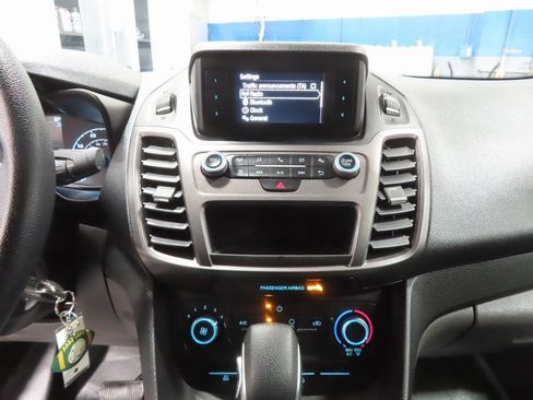 Used 2019 Ford Transit Connect XL image 5