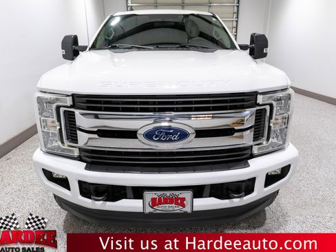Used 2019 Ford F250 XLT w/ XLT Value Package image 7