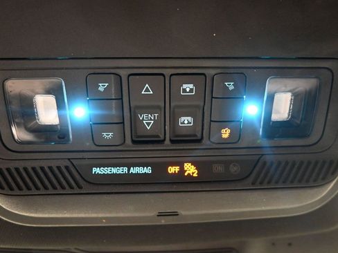 Used 2020 Ford Explorer Limited RWD image 19
