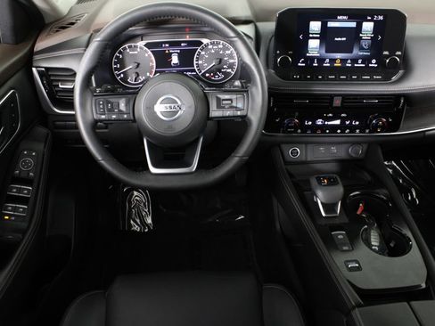 Used 2021 Nissan Rogue SL w/ Premium Package image 7