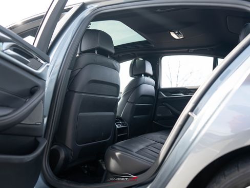 Used 2018 BMW 540i w/ M Sport Package image 20