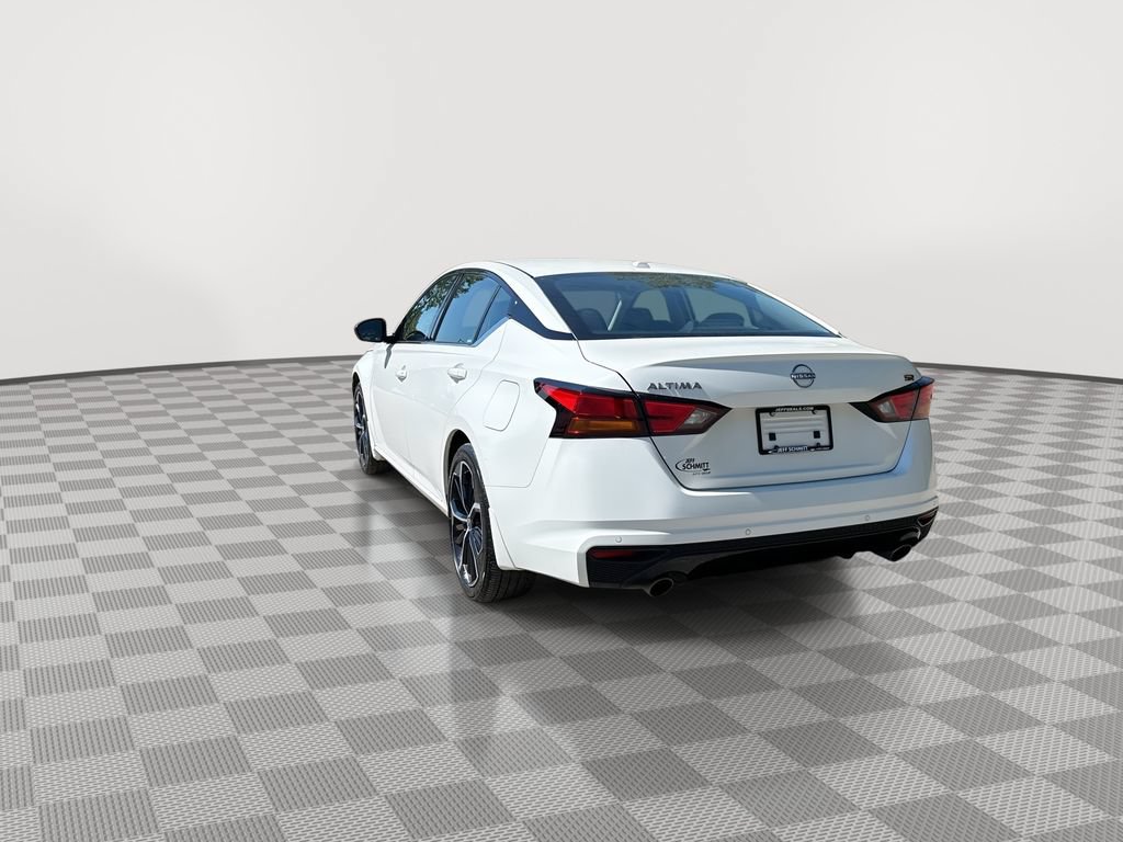 Certified 2025 Nissan Altima 2.5 SR FWD image 10