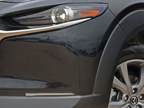 Used 2025 MAZDA CX-30 AWD 2.5 S w/ Preferred Package image 12