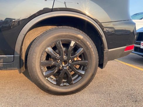Used 2017 Nissan Rogue SV FWD image 11
