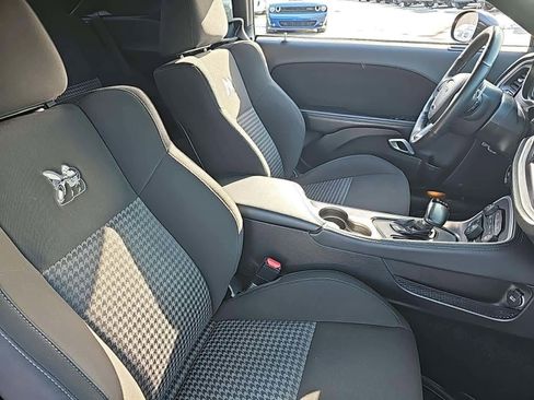 Used 2022 Dodge Challenger R/T Scat Pack w/ Shaker Package image 10