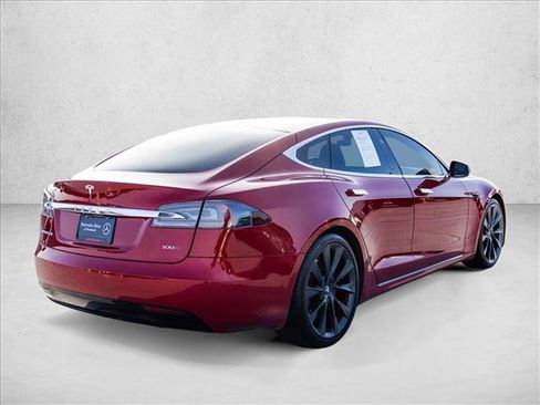 Used 2018 Tesla Model S 75D image 5