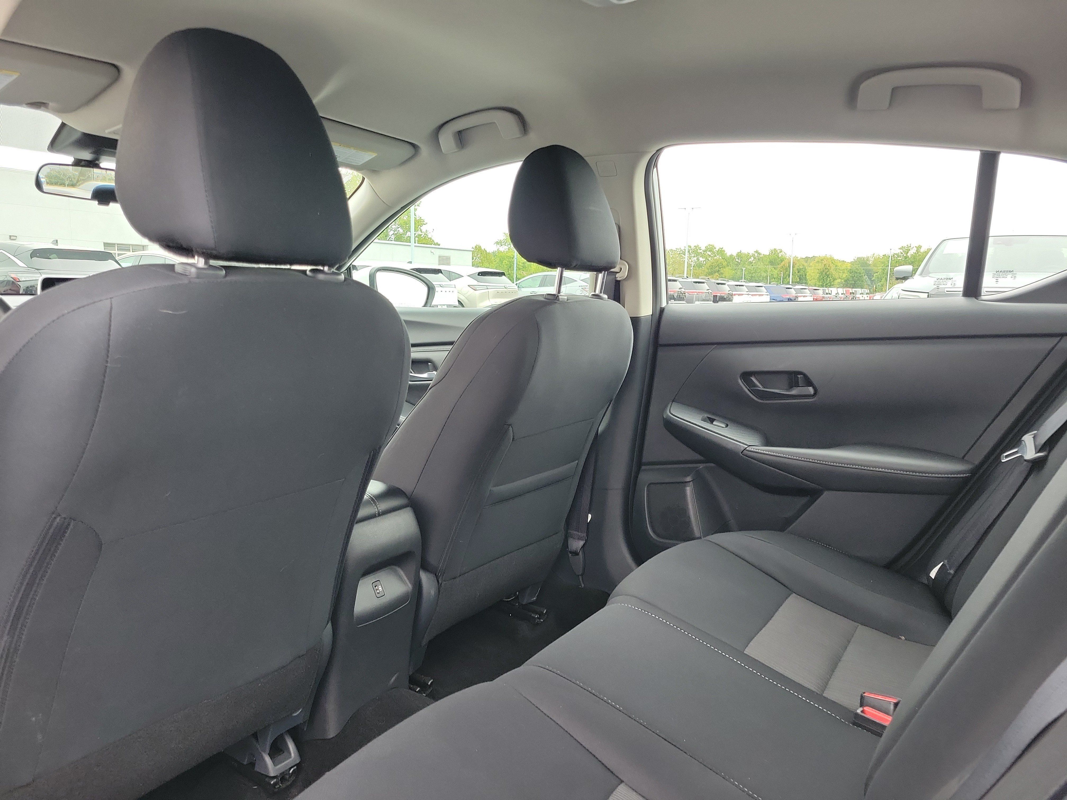 Certified 2025 Nissan Sentra SV FWD image 14