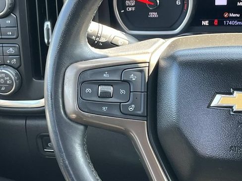 Used 2021 Chevrolet Silverado 1500 High Country w/ Technology Package AWD/4WD image 19