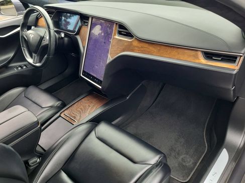 Used 2019 Tesla Model S Performance AWD/4WD image 26