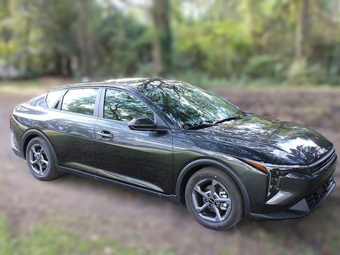 New 2026 Kia K4 FWD image 4