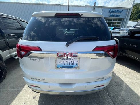 Used 2018 GMC Acadia Denali w/ Technology Package AWD/4WD image 6