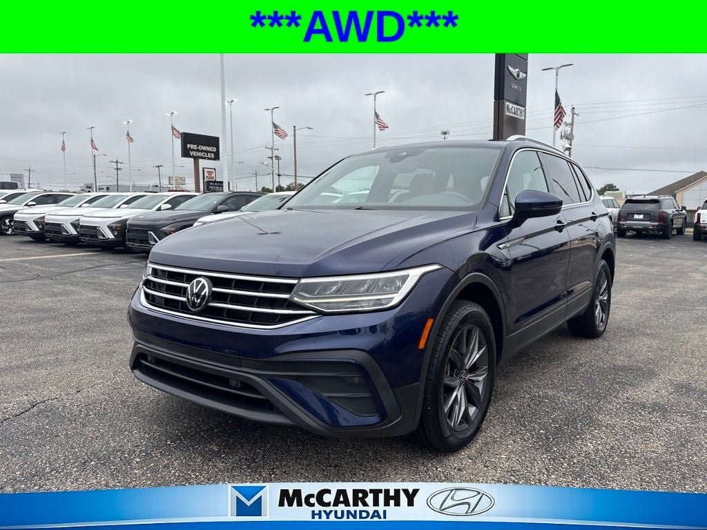 Used 2022 Volkswagen Tiguan SE AWD/4WD image 1