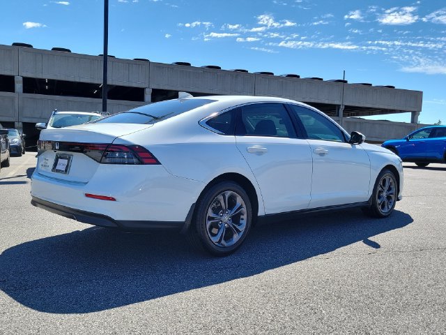 Used 2024 Honda Accord EX image 4