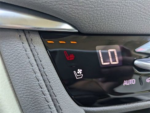 New 2025 Cadillac XT5 Premium Luxury image 26