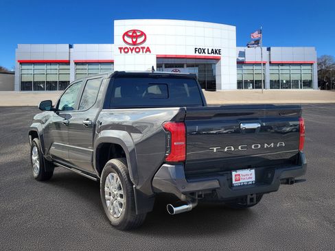 Used 2025 Toyota Tacoma Limited image 3