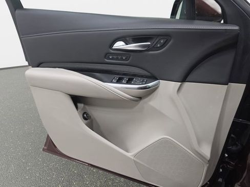 Certified 2022 Cadillac XT4 Premium Luxury w/ Enhanced Visibility Package FWD image 24