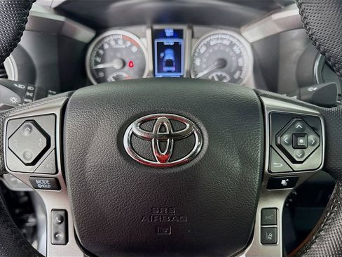Used 2022 Toyota Tacoma SR5 image 16