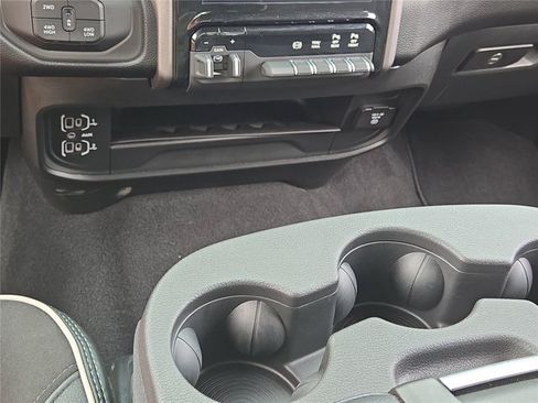 Used 2026 RAM 2500 Laramie AWD/4WD image 66